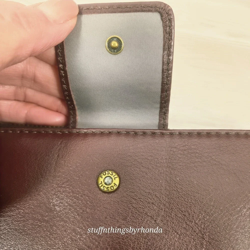 Fossil Madison Zip Clutch Claret Red Leather Wristlet SSWL2228609 Wallet